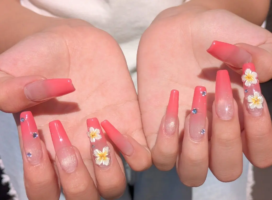 ネイル 長さ出し 持ち込み nail salon unikoのネイルデザイン