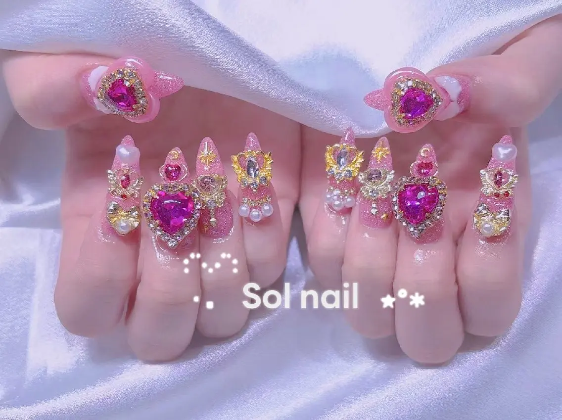 ネイル ハンドネイル ハンドケア Sol Nail ミネのネイルデザイン