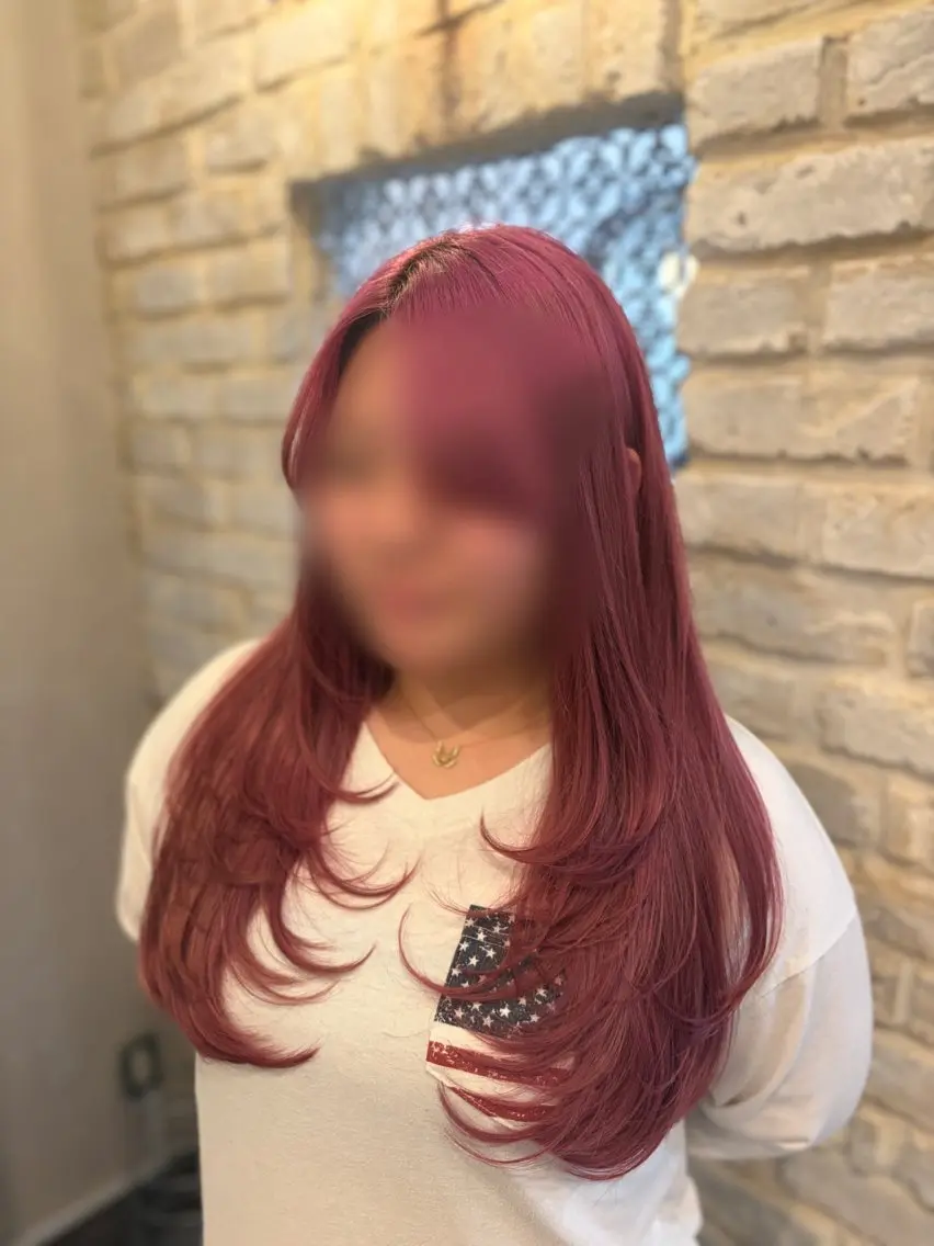 ロング カット Mejia Riseのヘアスタイル