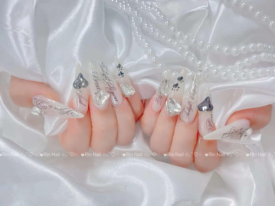 ネイル オーロラネイル ブルー フットネイル ジェルネイル 氷ネイル・うるうるネイル ハンドネイル Rin Nail 新大久保店のネイルデザイン
