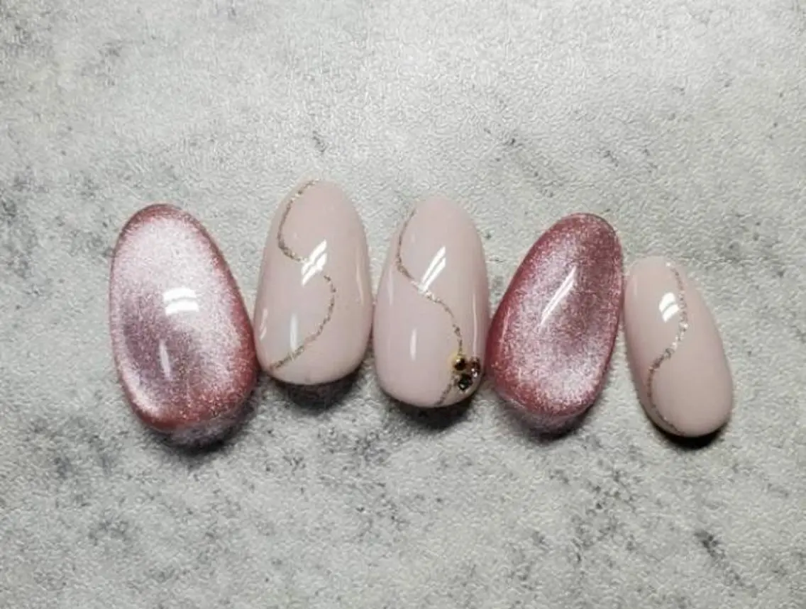 ネイル JULIE NAILのネイルデザイン