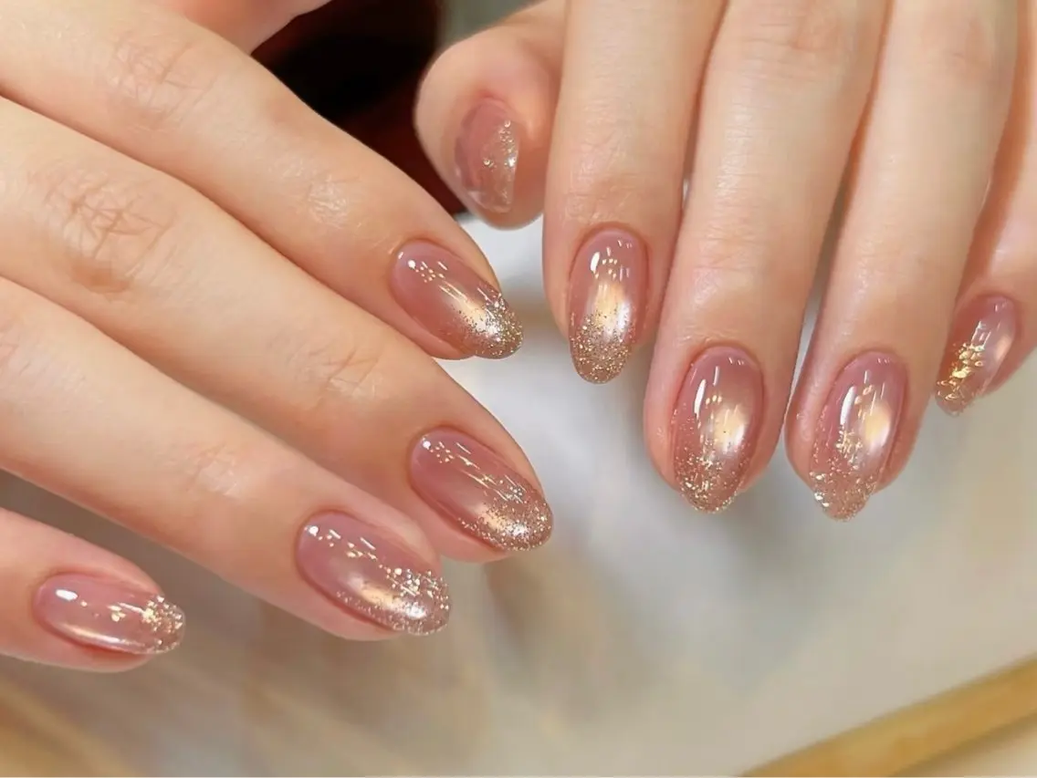 ネイル ブラウン フットネイル フレンチネイル グラデーション 氷ネイル・うるうるネイル ハンドネイル Mixx Nail_ Studioのネイルデザイン