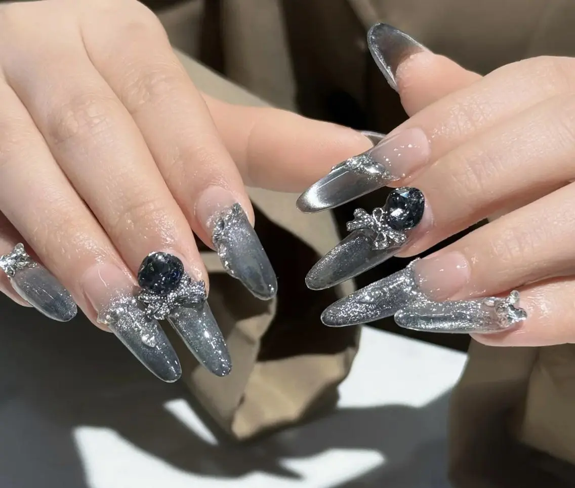 ネイル ハンドネイル 🎀 KiKi_nailのネイルデザイン