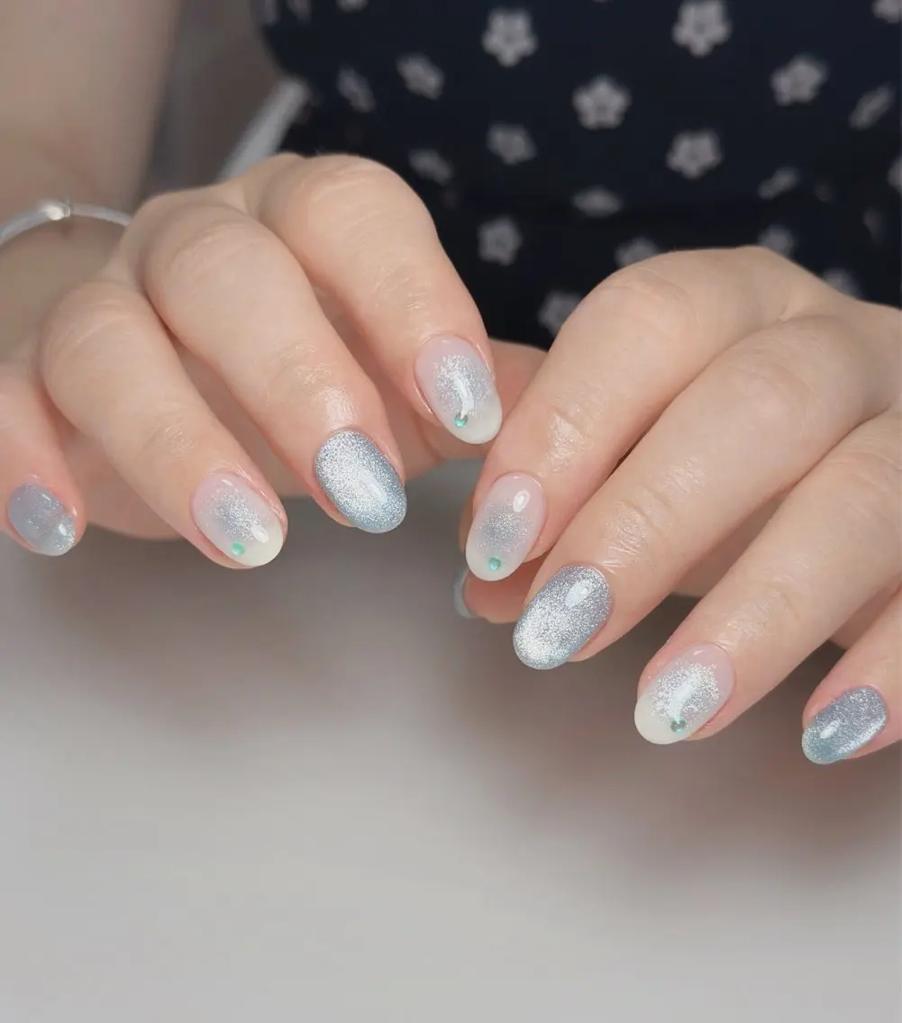 ネイル オーロラネイル 長さ出し フットネイル 韓国ネイル ラメ(グリッター) 👍thumbs up nail👍のネイルデザイン