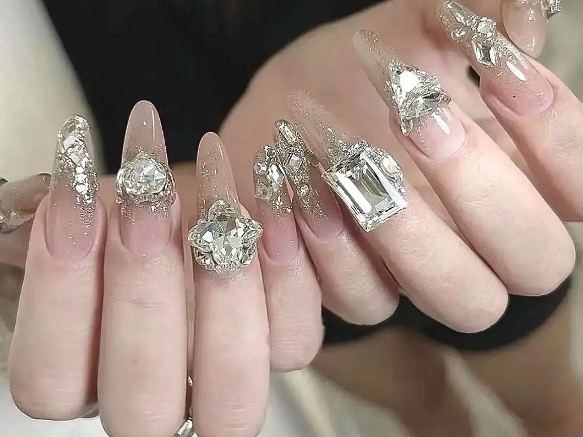 ネイル ハンドネイル TOUTOU. Yuriのネイルデザイン