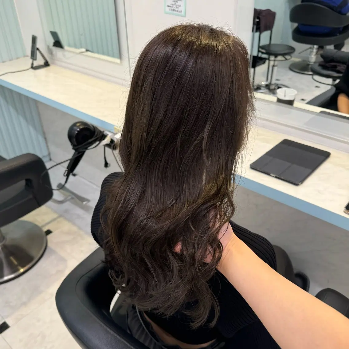 💖🇰🇷盛れる韓国hair🇰🇷💖飛び込みご予約大歓迎♡メンテナンスカット✂️+お好きなワンカラー+コテ巻き🤍の写真