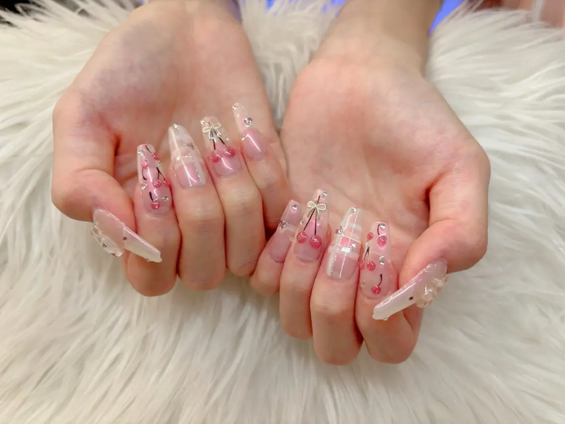 ネイル The Nail エミのネイルデザイン