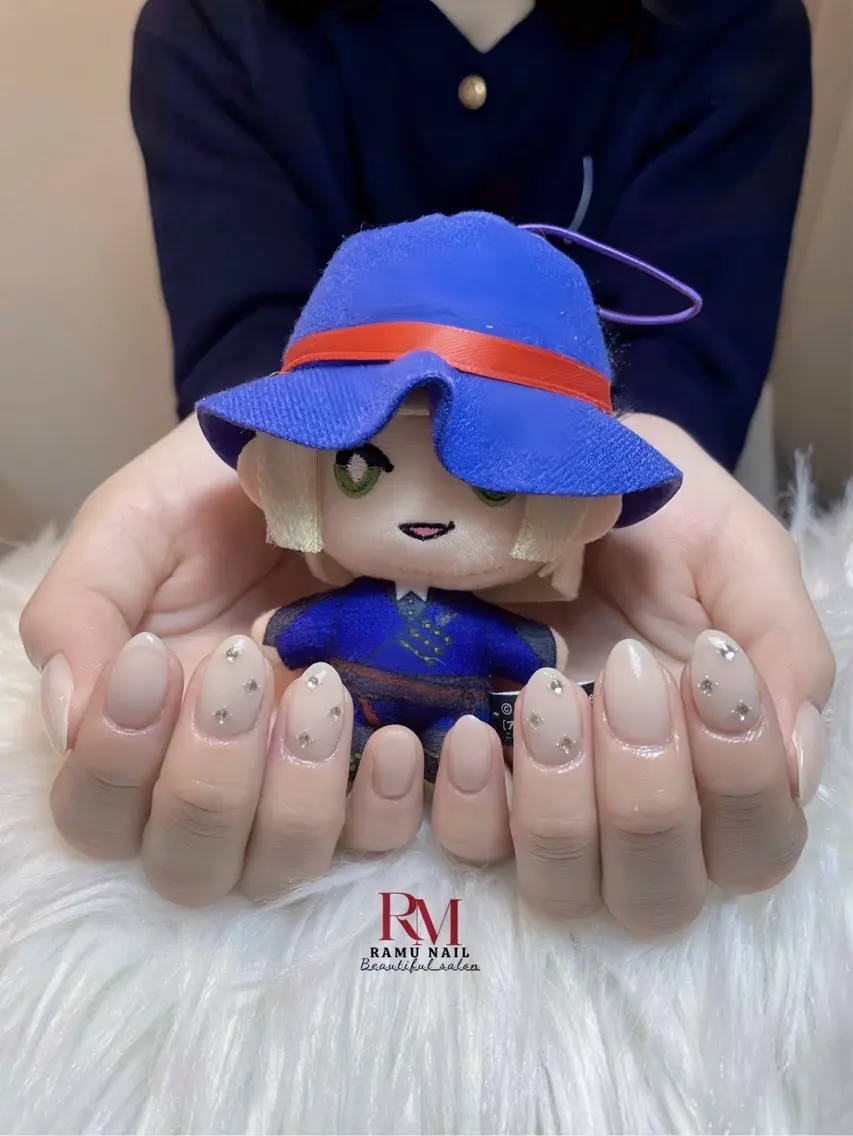 ネイル キラキラネイル マグネットネイル ミラーネイル ワンホンネイル 冬ネイル ハンドネイル RAMU Nail 恵比寿店のネイルデザイン