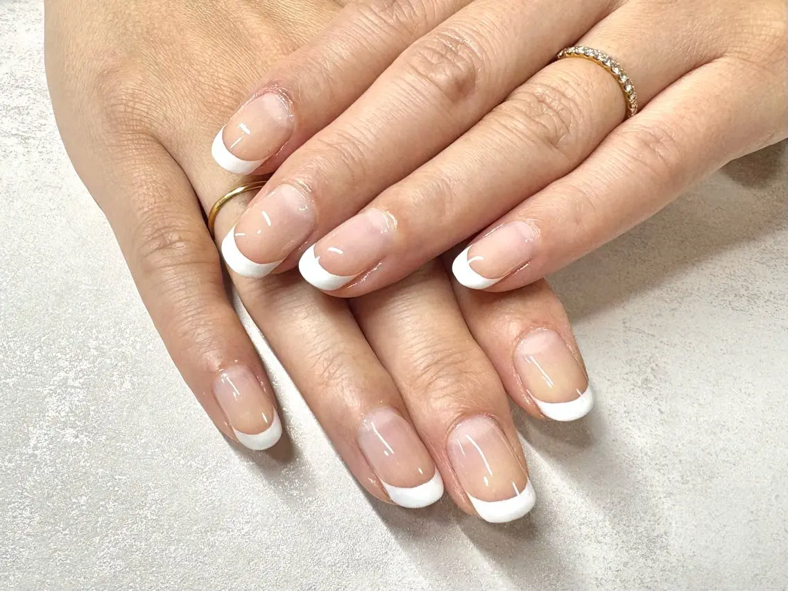ネイル フレンチネイル chihiro .Kのネイルデザイン