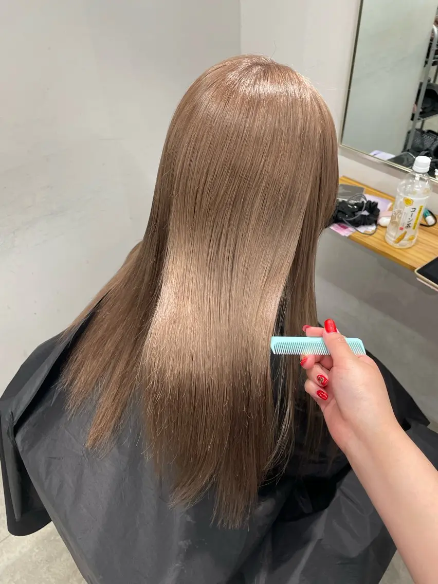 ロング カット ヘアカラー トリートメント REINA ISHIDOのヘアスタイル