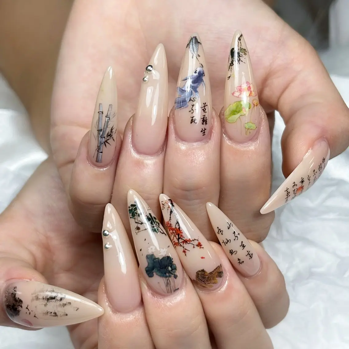 ネイル 長さ出し キラキラネイル 韓国ネイル ロングネイル 夏ネイル ハンドネイル Sully Nail Labのネイルデザイン