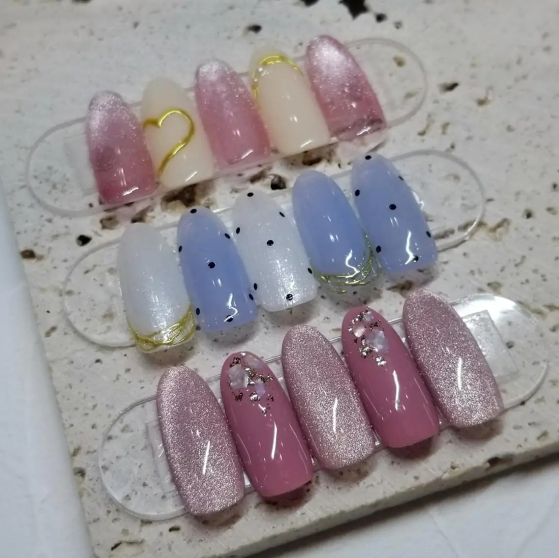 【オフなし】 当店人気No1 定額トレンドデザイン Hand Gel 平日¥6300/土日祝¥6800/最旬デザイン掲載の写真