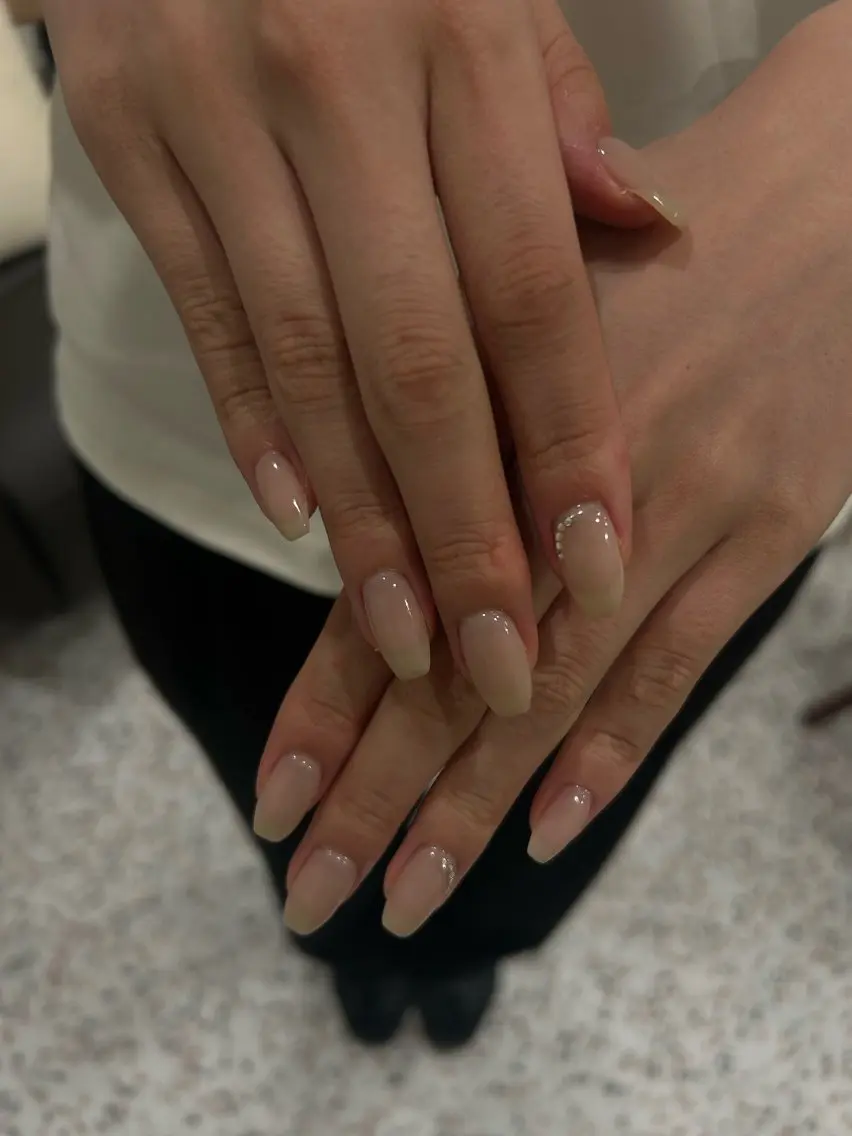 ネイル ハンドネイル 小松 千冬のネイルデザイン