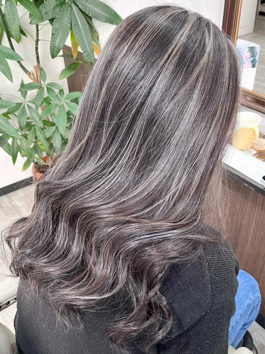 ロング カラー ヘアアレンジ ハイライトカラー ハイライト Belle hair Design青野大貴のヘアスタイル