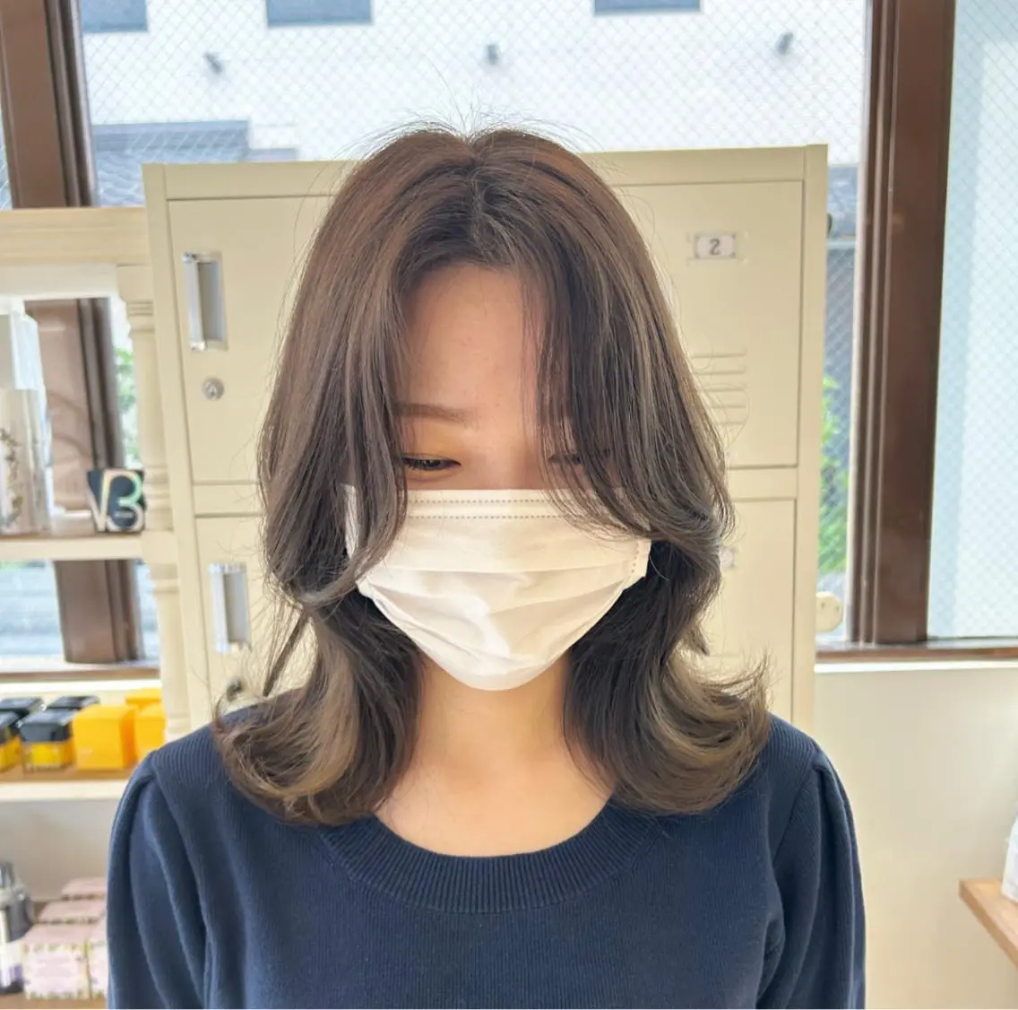 ミディアム くびれヘア くびれレイヤー レイヤーカット 🫧顔周りカット 🫧樫村優香のヘアスタイル