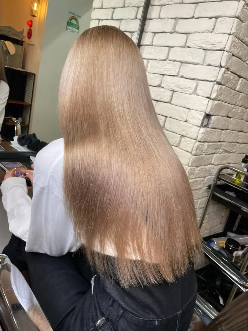 ロング カラー ベージュ透明感カラー 💟AYUMI💟のヘアスタイル