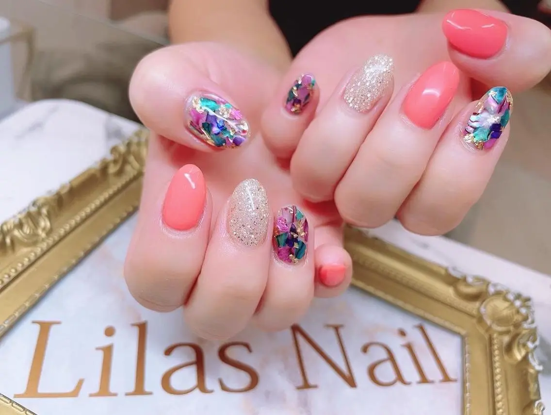 ネイル フレンチネイル ジェルネイル グラデーション ハードジェル キラキラネイル Lilas Nailのネイルデザイン
