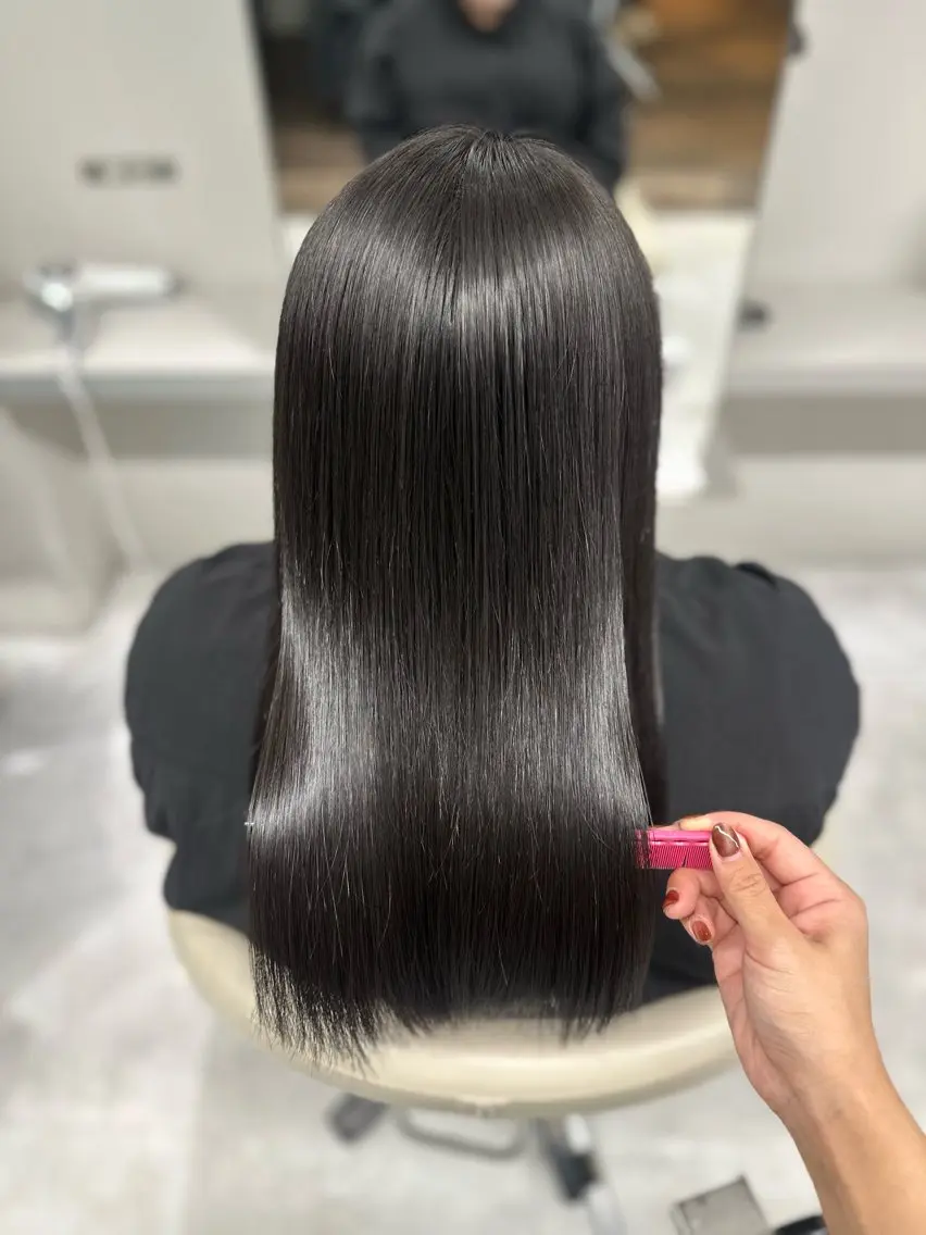 セミロング パーマ 縮毛矯正 LUPI byLee MIUのヘアスタイル