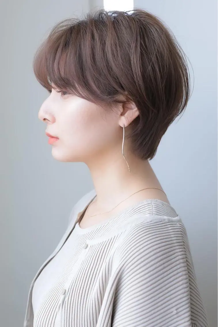 【1名様限定20​〜​45歳限定】カット+カラー艶トリートメント4400円ショートボブ・ショート限定の写真