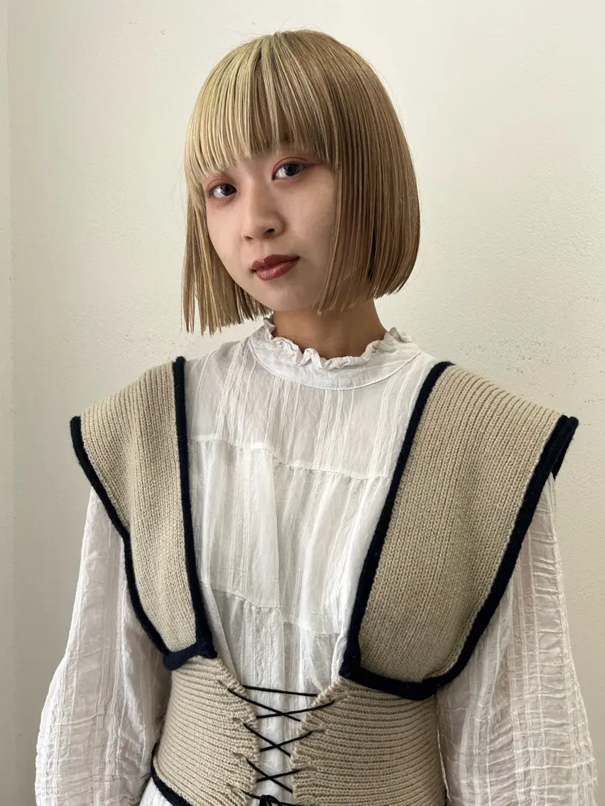 ショート カラー ブリーチ ケアブリーチ ハイライトカラー ボブ ハイライト カット ヘアカラー トリートメント 村上雅人 ナチュラルモードのヘアスタイル