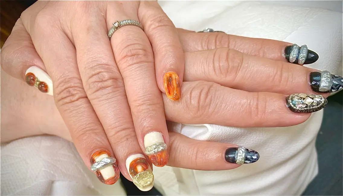 ネイル アニマル柄 べっ甲ネイル マットネイル ミラーネイル ハンドネイル R nailのネイルデザイン