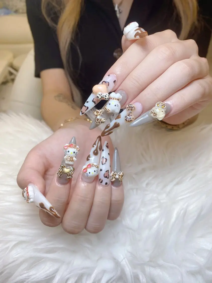 ネイル ハンドネイル ハンドケア Anh Nail 歌舞伎町のネイルデザイン