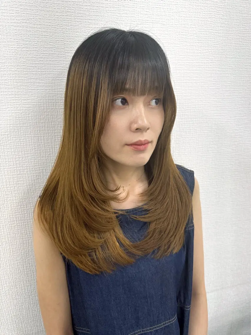 ロング カラー ヘアアレンジ 顔周りカット レイヤーカット カット トリートメント ヘッドスパ ヘアセット 韓国レイヤーカット /韓国トレンドカラーのヘアスタイル