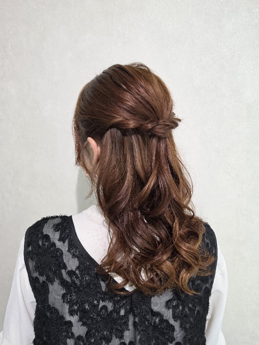 ヘアアレンジ セミロング ハーフアップ ヘアセット ヘアセットサロン 渥美寿美翔のその他イメージ