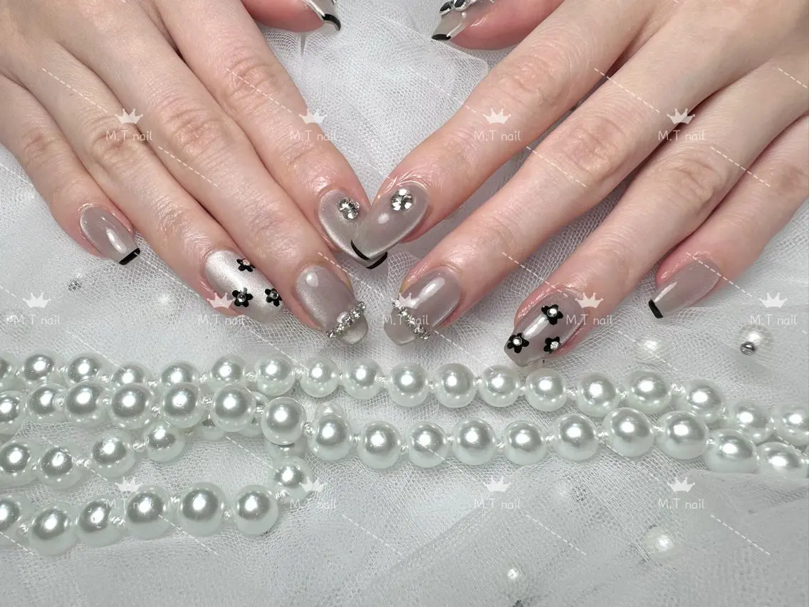 ネイル M.T nailのネイルデザイン