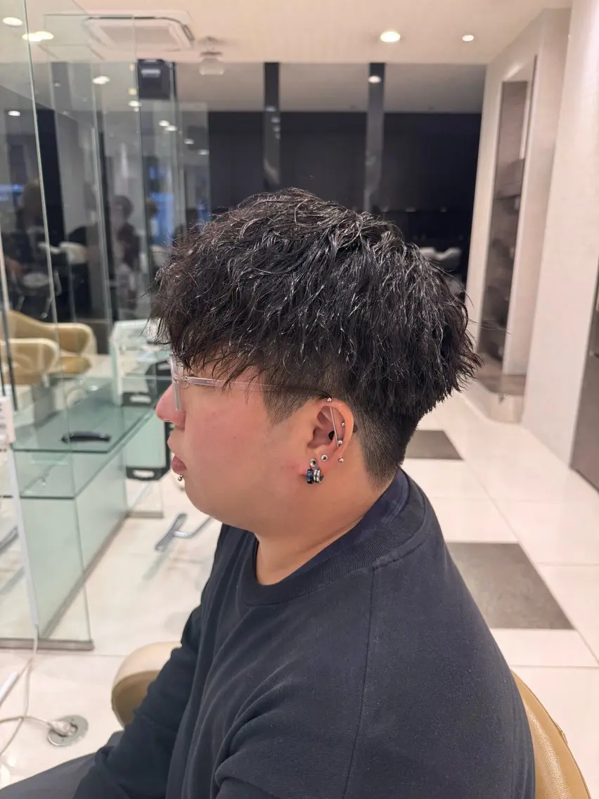 ショート パーマ ツイストスパイラルパーマ スパイラルパーマ カット パーマ トリートメント ヘアセット EARTH勝田台 吉永嵐のヘアスタイル