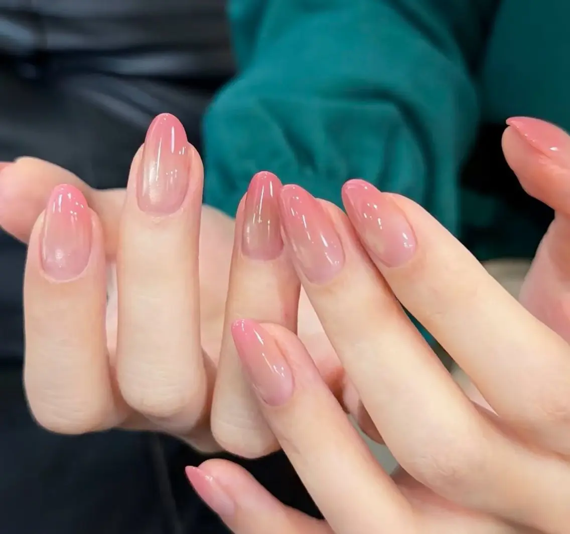 ネイル オーロラネイル 長さ出し フラッシュネイル フラワーネイル ホログラムネイル ハンドネイル 🎀 Ruruのネイルデザイン