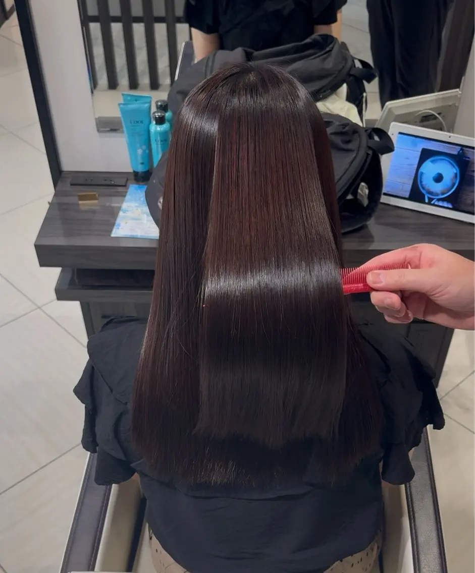 ロング 縮毛矯正 齋藤 暁臣のヘアスタイル