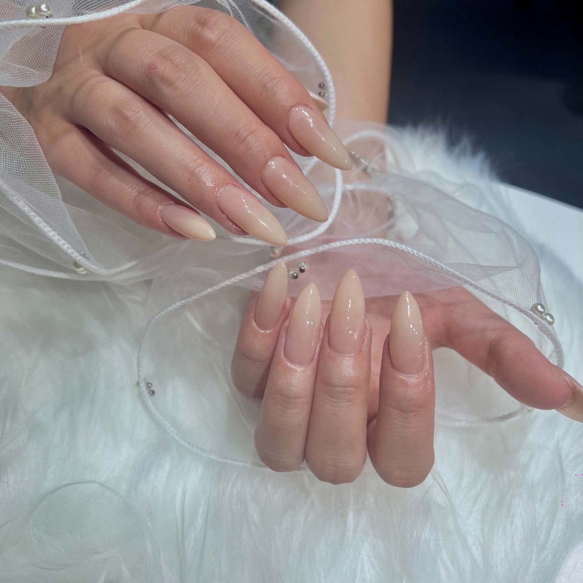 ネイル 長さ出し キラキラネイル 韓国ネイル マグネットネイル 持ち込み KOTORA NAILのネイルデザイン