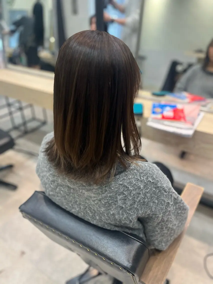 ミディアム くびれヘア くびれレイヤー レイヤーカット レイヤー⌇アレンジ ⌇misato🩶のヘアスタイル