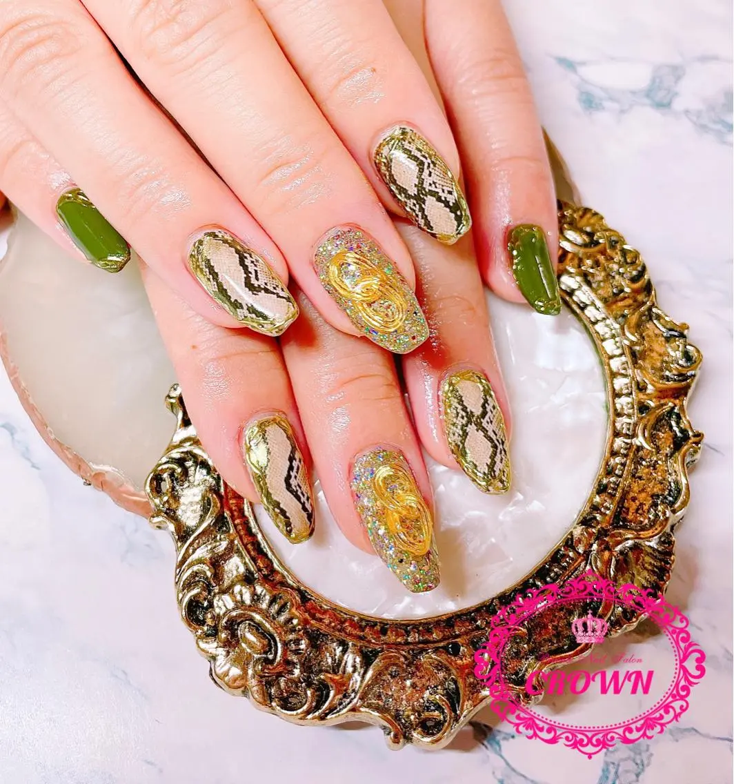 ネイル CROWN プライベートサロンのネイルデザイン