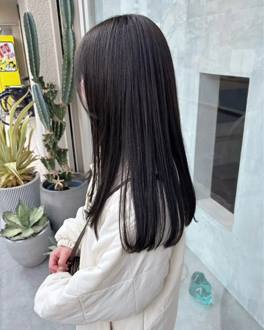 セミロング 縮毛矯正 トリートメント 都築 未来のヘアスタイル