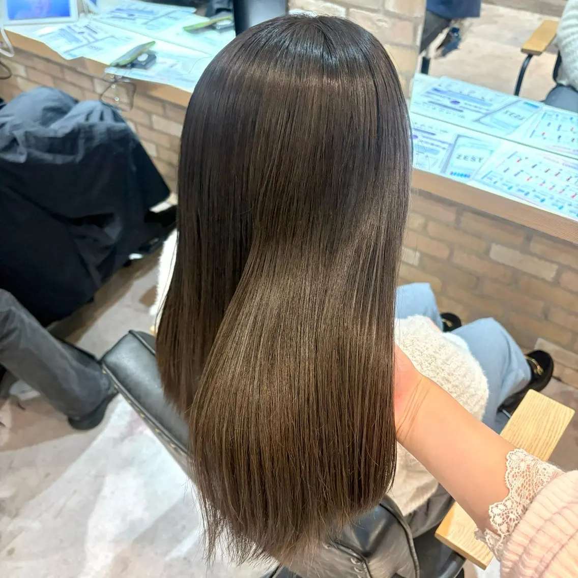 ロング カラー 透明感カラー オリーブカラー ロング ヘアカラー しょう / 透明感カラー🍃のヘアスタイル