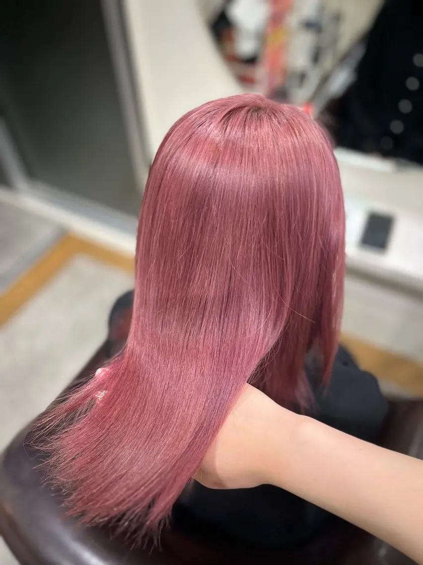 セミロング カラー ヘアカラー トリートメント ヘッドスパ ぴんく髪の美容師🎀 🖤ゆうなのヘアスタイル