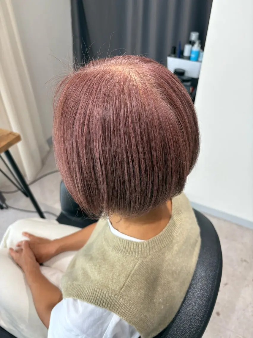 カラー ベージュカラー ピンクカラー ピンクベージュ ヘアカラー aina / n.w.hのヘアスタイル