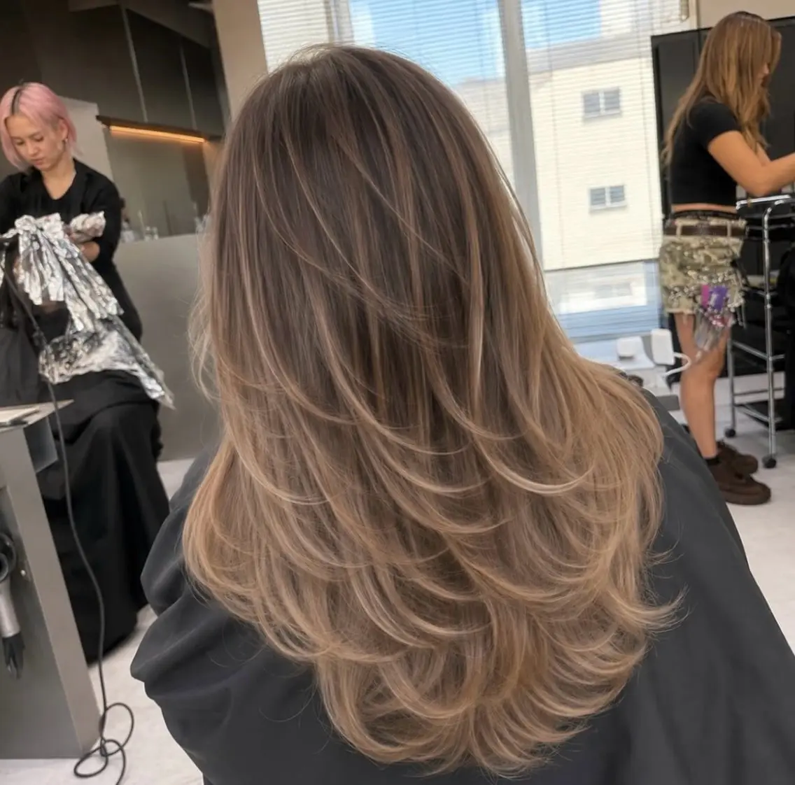 ロング レイヤーカット トリートメント ヘアカラー トリートメント Kotomi 🇺🇸💋のヘアスタイル