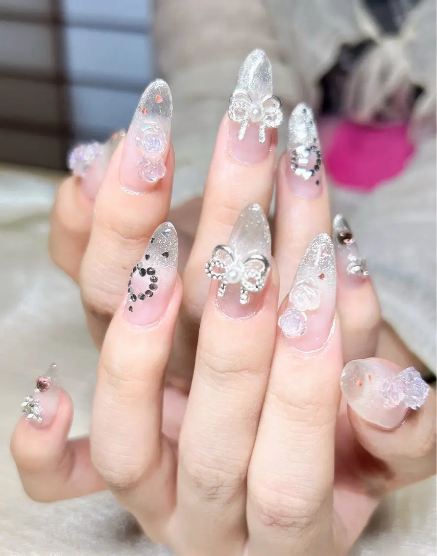 ネイル グラデーション マグネットネイル 持ち込み LUKA NAILのネイルデザイン