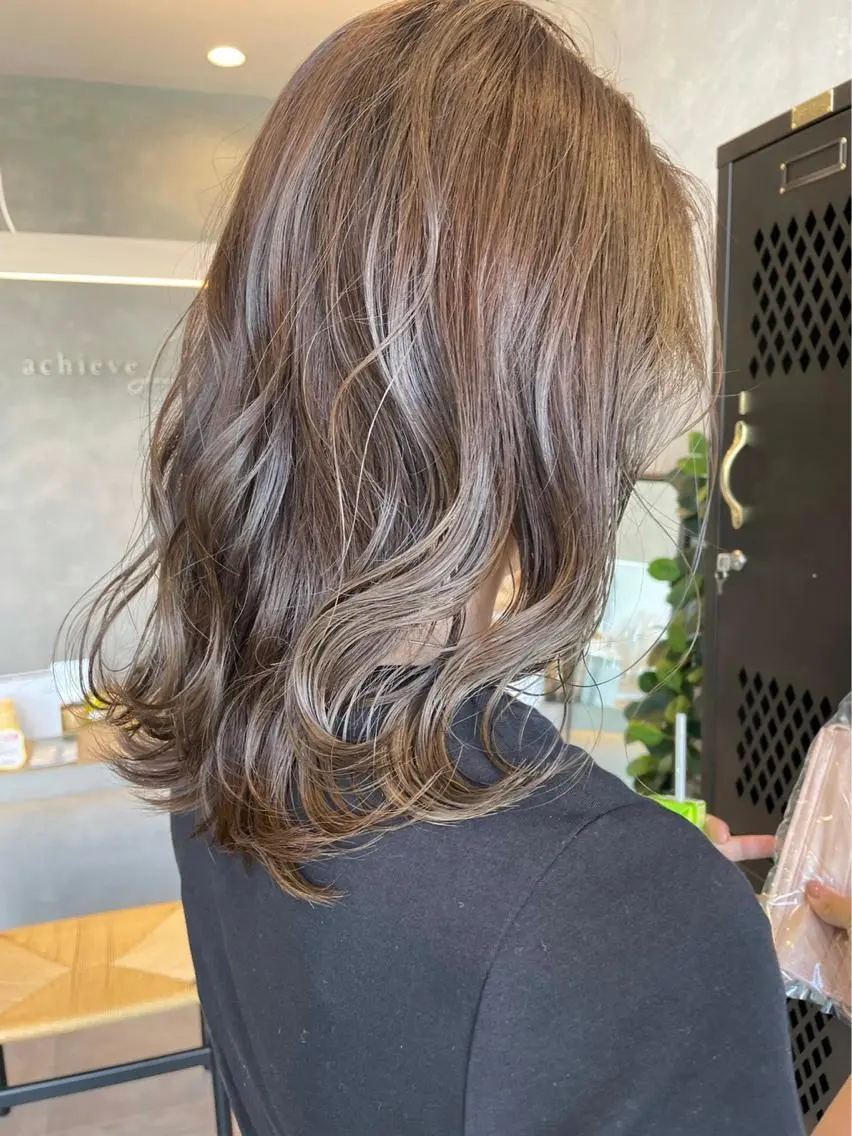 ✨似合わせヘアカラー+Aujuaクイックトリートメント＋極上マイクロバブルシャンプー✨の写真