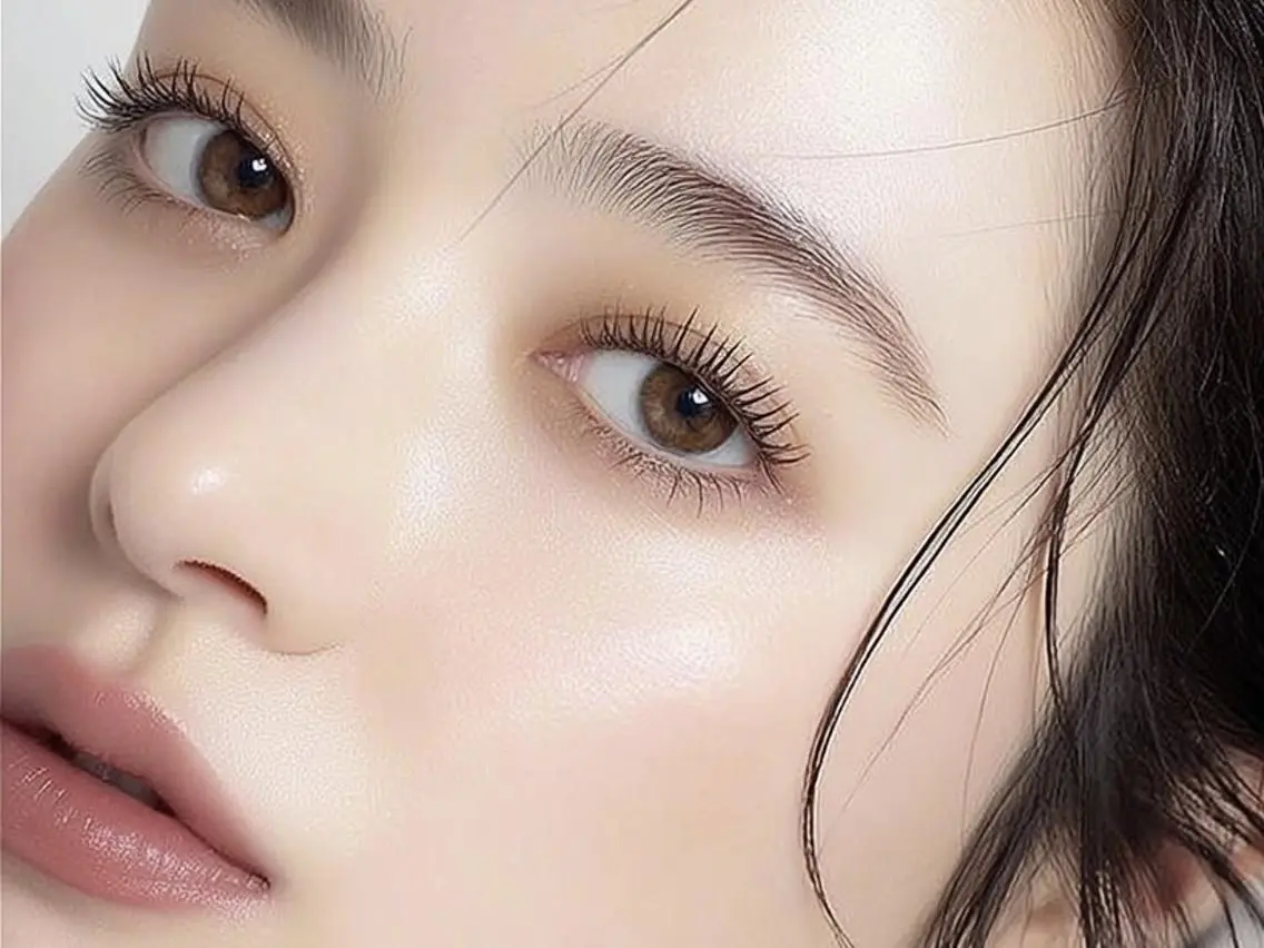 マツエク・マツパ 束感まつ毛 韓国風マツエク パリジェンヌラッシュリフト まつげパーマ 一重×まつ毛パーマ マツエク Rio🌹/ 束感マツエクのヘアスタイル