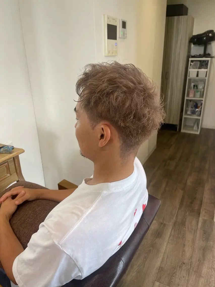 ショート カラー メンズ ヘアカラー Felice Erikaのヘアスタイル