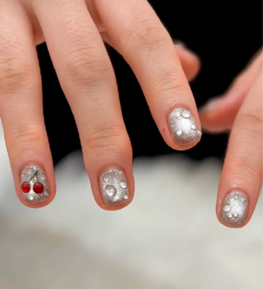 ネイル アートネイル マグネットネイル ハンドネイル Nails by Kikiのネイルデザイン