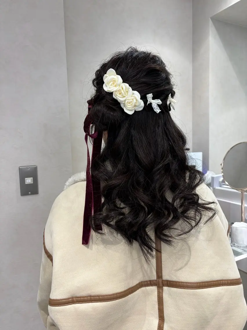 セミロング ヘアアレンジ ヘアセット/レイヤー 縮毛矯正/はるか🎀のヘアスタイル