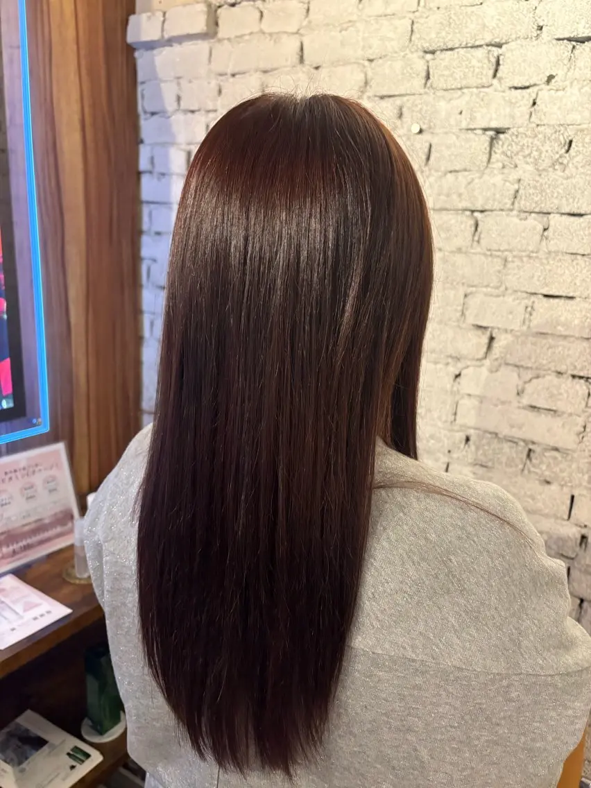 カラー 中和 暖菜のヘアスタイル