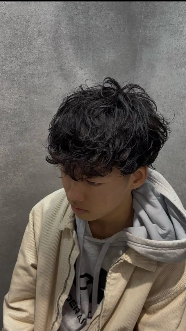 ショート パーマ メンズ メンズパーマ トレンド🔥メンズ 特化⚡️網野裕希のヘアスタイル