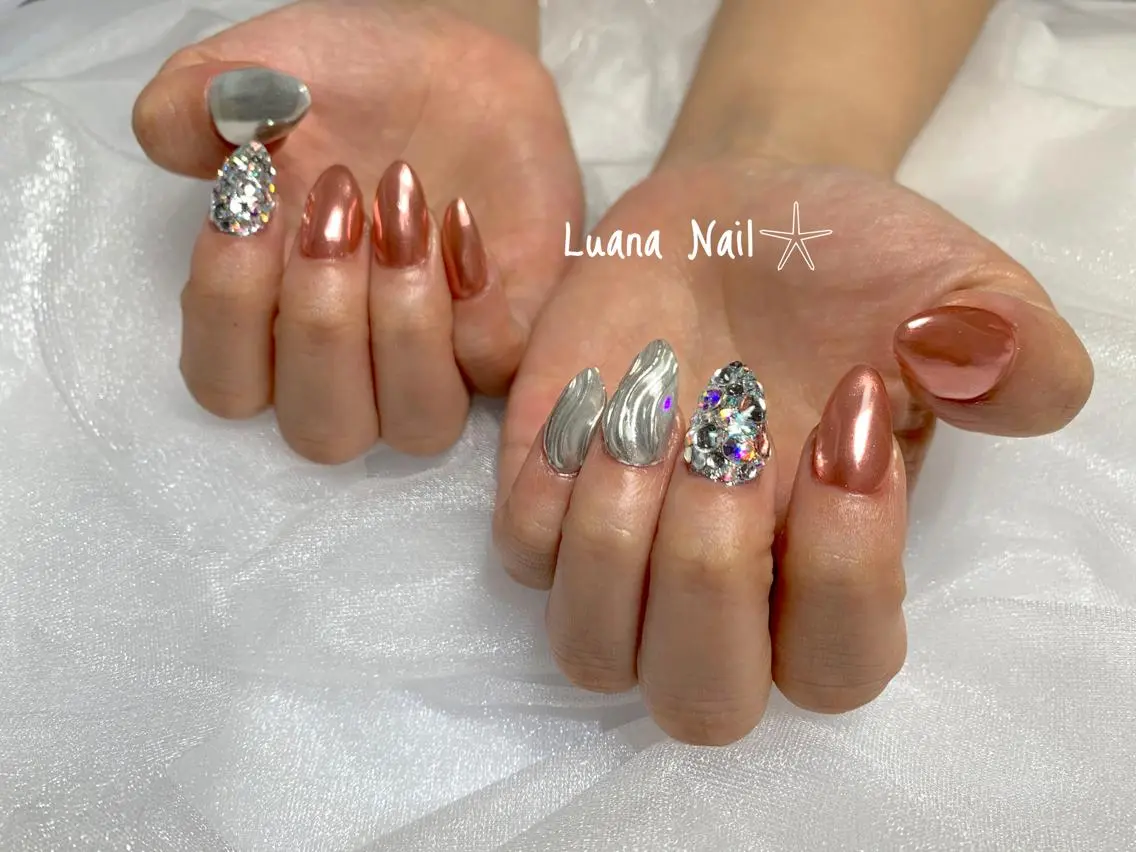 ネイル ミラーネイル ハンドネイル BeauJu by Luana Nailのネイルデザイン