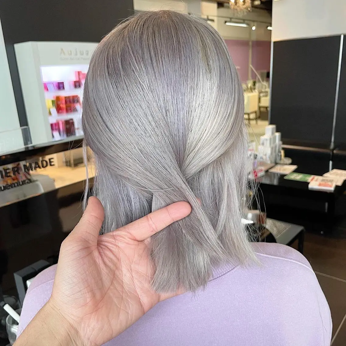ミディアム カラー ベージュカラー ブロンド ホワイトベージュ ヘアカラー 渡邊 直輝のヘアスタイル
